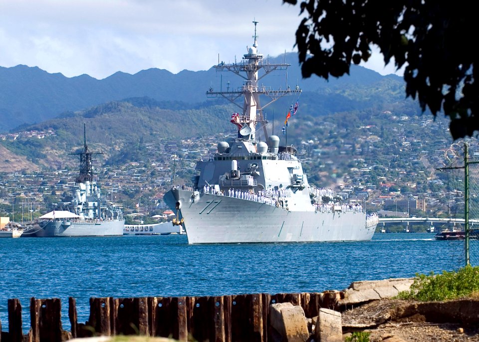 US Navy 070126-N-4856G-045 Guided missile destroyer USS O'Kane (DDG 77) makes her way slowly through the harbor channel. O'Kane and USS Paul Hamilton (DDG 60) deployed as part of the USS John C. Stennis (CVN 74)