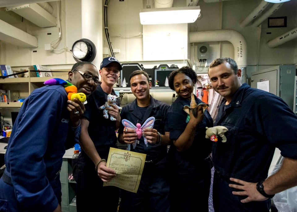 USS Forrest Sherman (DDG 98) 150517-N-TP976-012 (17266220993)