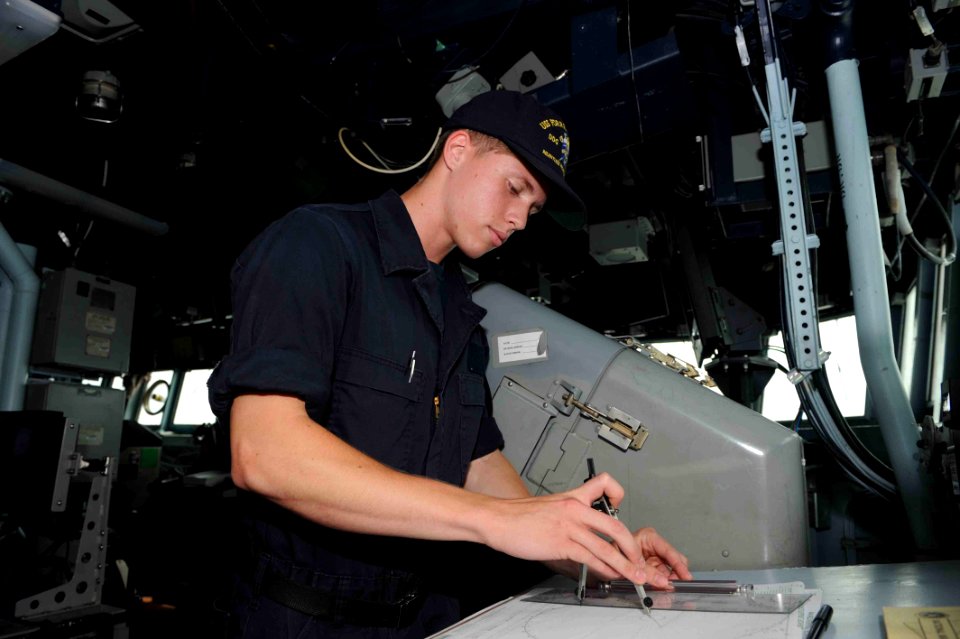USS Forrest Sherman (DDG 98) 150723-N-ZF498-029 (20111041246)