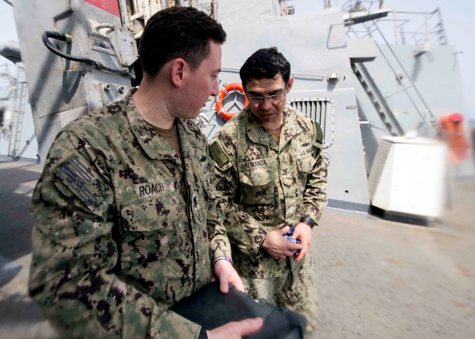 USS Forrest Sherman (DDG 98) 150520-N-TP976-014 (17734186548)