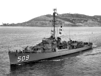 USS Formoe (DE-509) underway at sea, in the 1950s