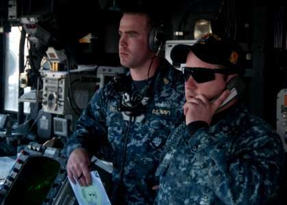 USS Ford departure 130429-N-QY316-106