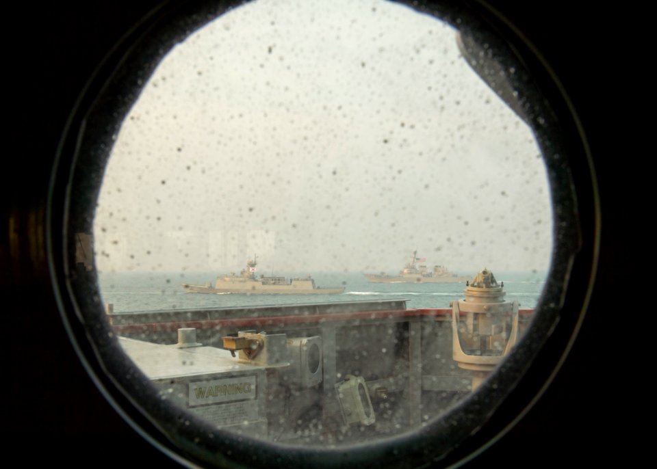 USS Fitzgerald Foal Eagle operations 160322-N-GW139-349