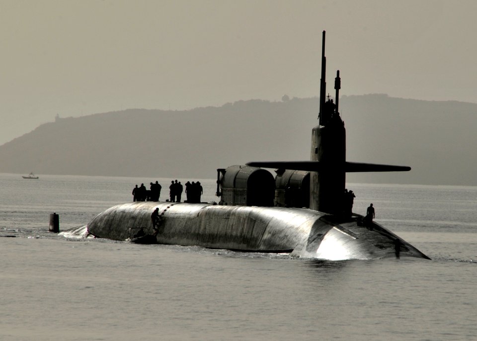 USS Florida arrives in Souda Harbor. (8793142345)