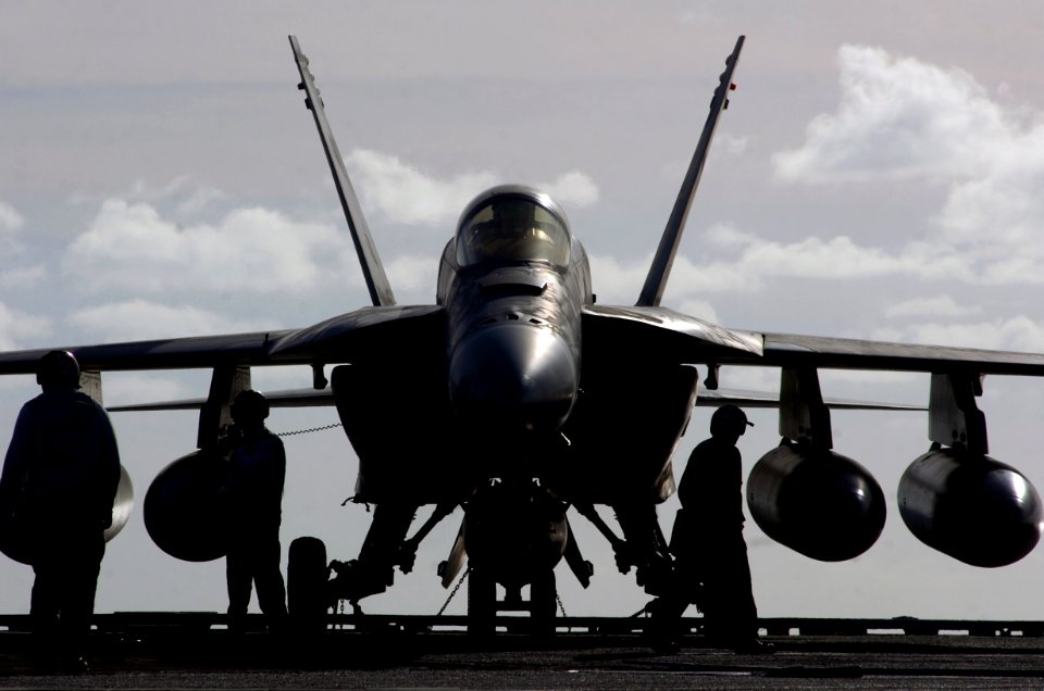 US Navy 070206-N-0555B-092 An F-A-18E Super Hornet assigned to the Eagles of Strike Fighter Squadron One One Five (VFA-115) on the flight deck aboard USS Ronald Reagan (CVN 76), awaiting the next launch cycle