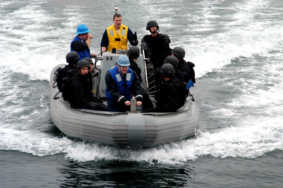 US Navy 070206-N-3390M-001 While in port, the guided missile frigate USS Ford (FFG 54) Visit, Board, Search and Seizure (VBSS) team practices scenario drills