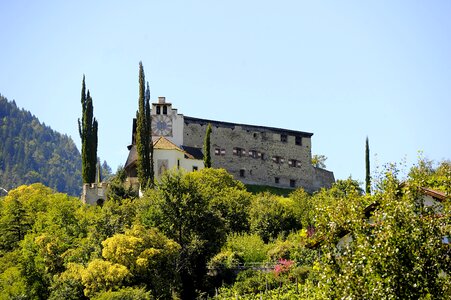 Castles old castle lana