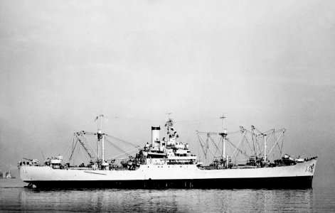 USS Firedrake (AE-14) in 1952