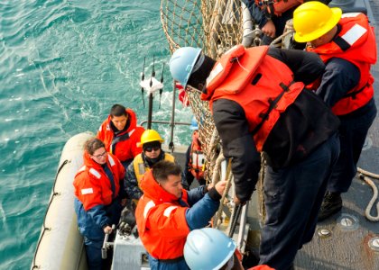 USS Fitzgerald Foal Eagle operations 160322-N-GW139-177