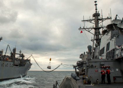 USS Fitzgerald conducts a replenishment at sea with USNS Carl Brashear 160319-N-GW139-142