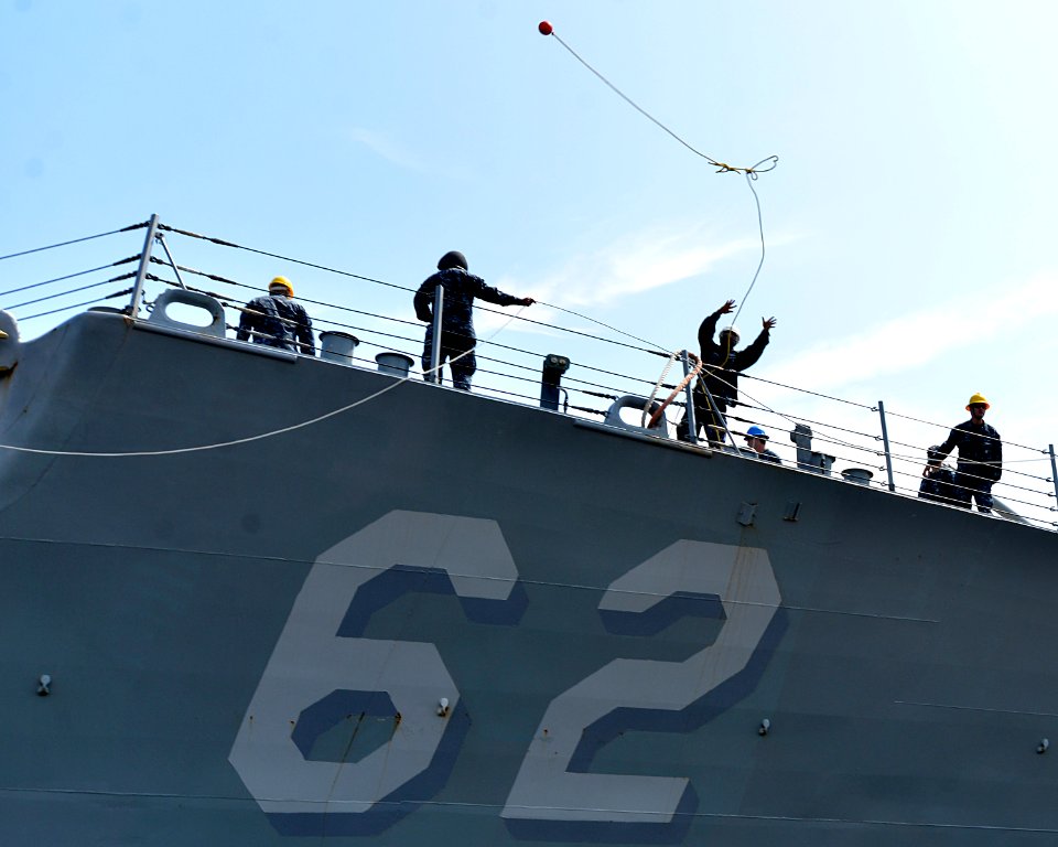 USS Fitzgerald arrives in northern Japan 130805-N-ZI955-089