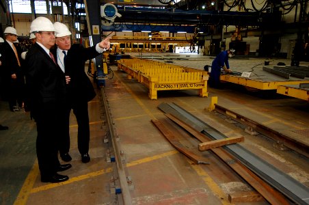 US Navy 070221-N-3642E-003 Secretary of the Navy (SECNAV), the Honorable Donald C. Winter receives a tour of the Vosper Thornycroft (VT) Shipbuilding facility