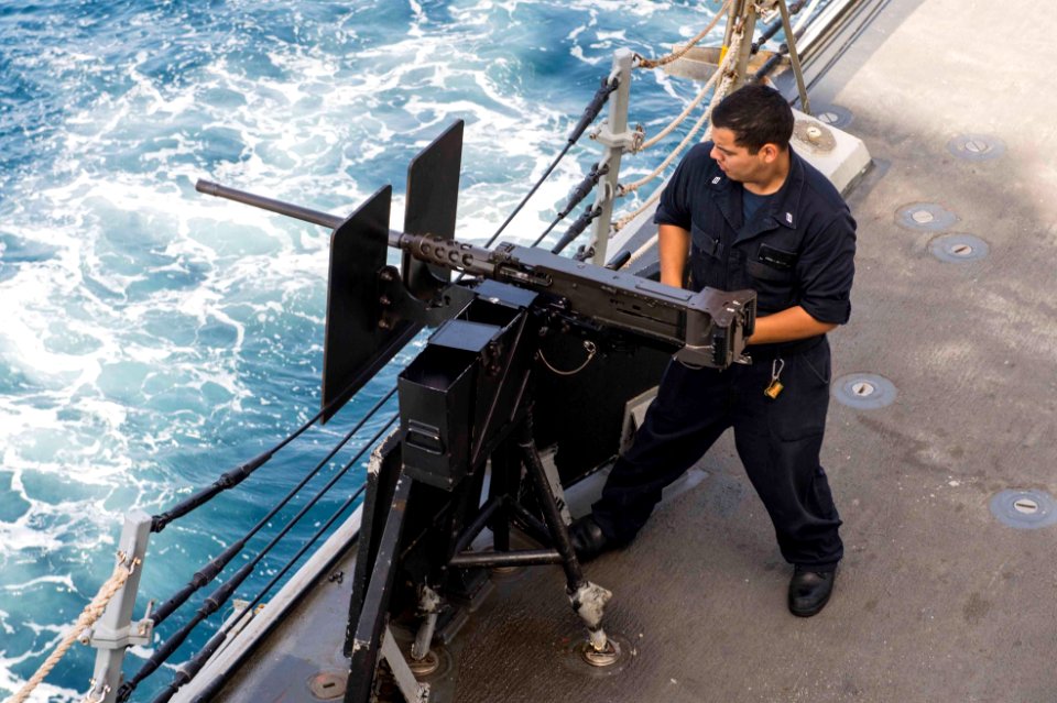 USS Farragut (DDG 99) 150529-N-VC236-001 (18330435662)