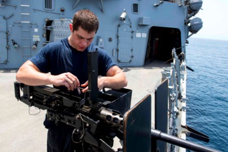 USS Farragut (DDG 99) 150612-N-VC236-014 (18179383523)