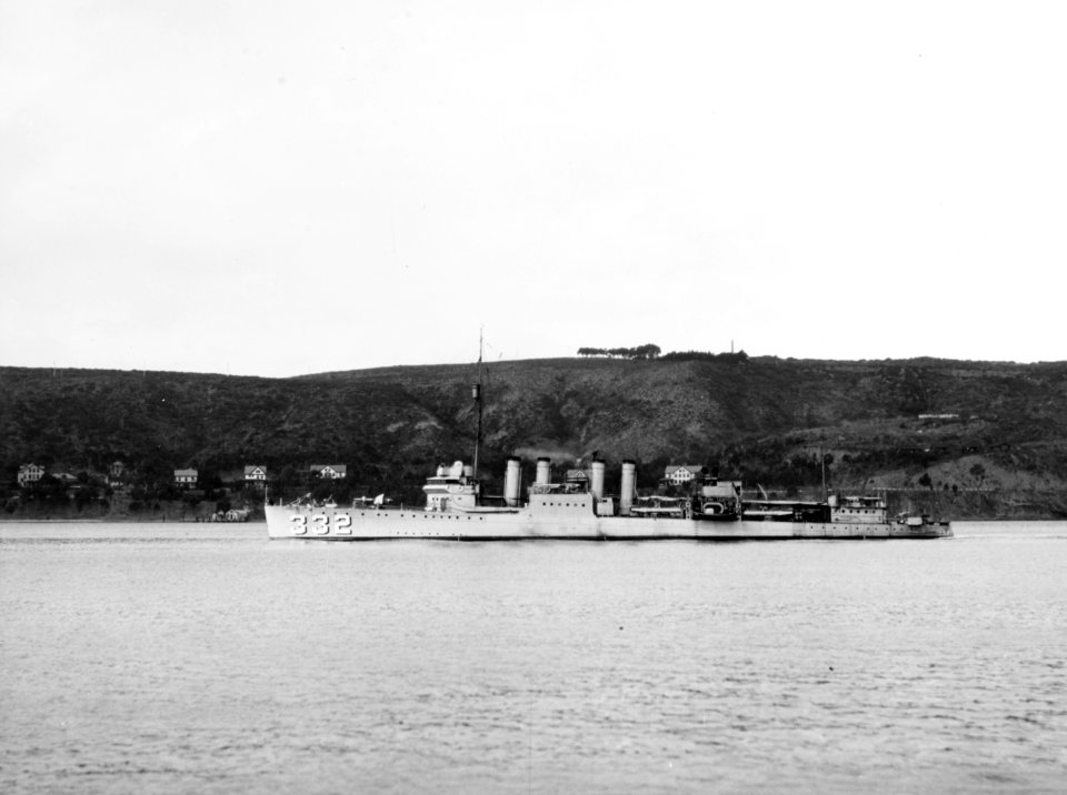USS Farenholt (DD-332) in the 1920s