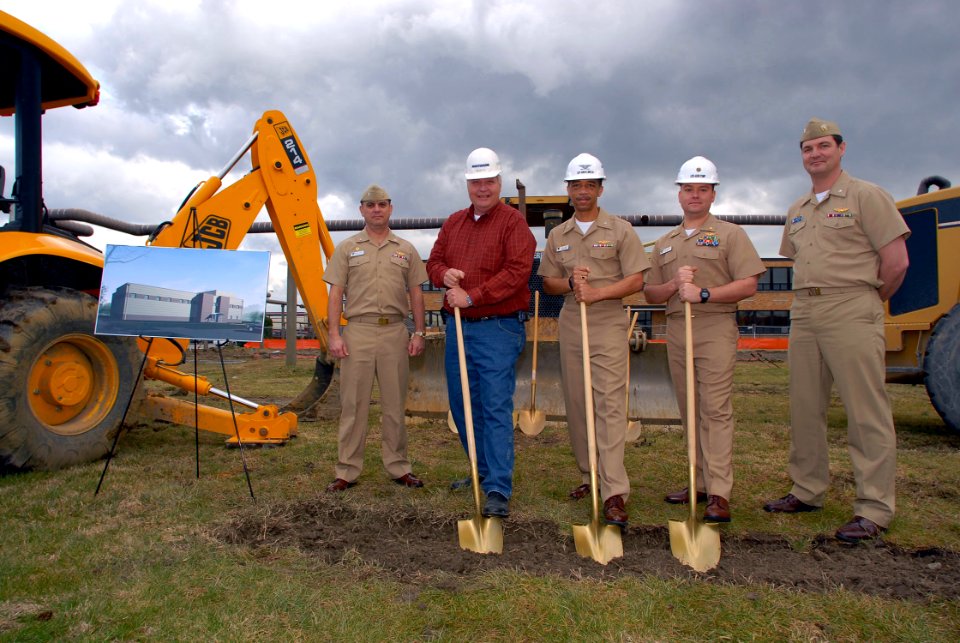US Navy 070302-N-4515N-013 Kiple says the goal of this new facility is to create a campus-style learning environment to enhance the tactical and professional development of future MH-60S Seahawk aircrews