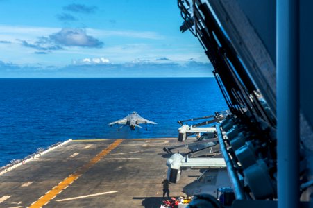 USS Essex activity 150602-N-MD297-052