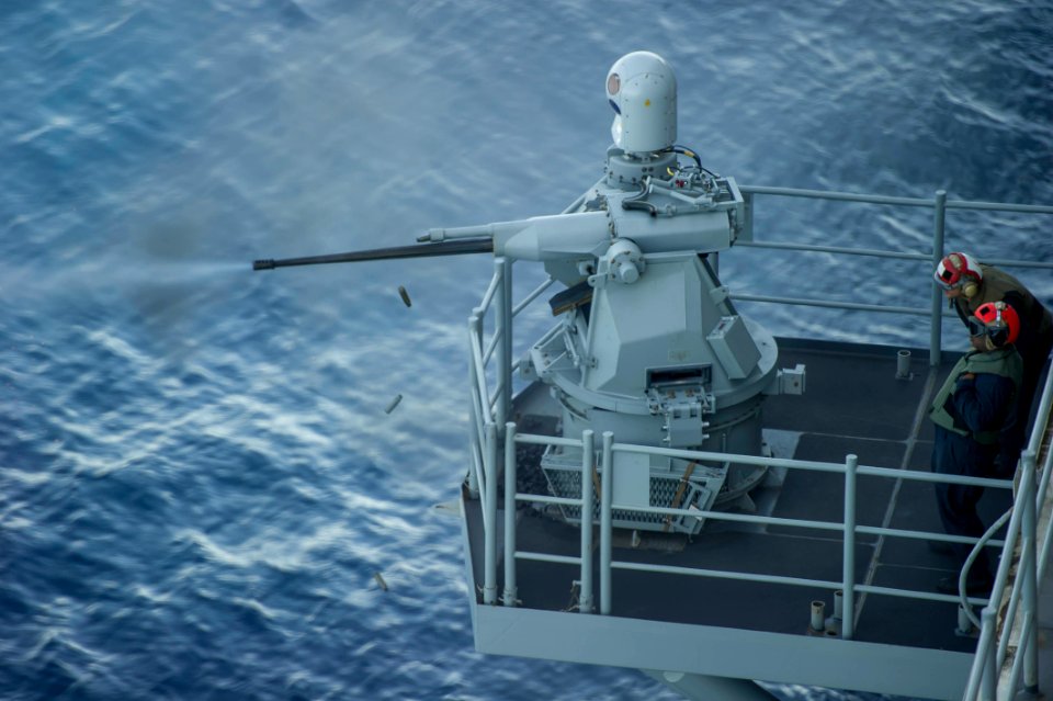 USS Essex conducts a live-fire exercise. (16546112998)