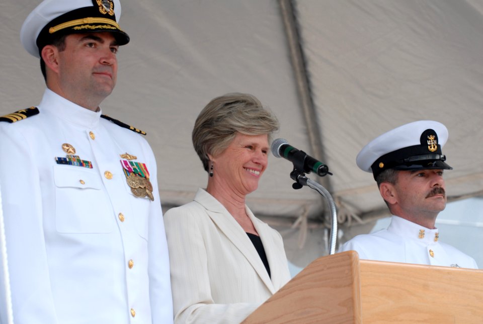 US Navy 070310-N-9909C-001 Mrs. Carolyn Johnson Shelton, gives the officers and crew of the amphibious transport dock sip USS New Orleans (LPD 18) the command to bring the ship to life during the ship's commissioning cere