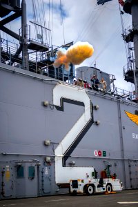 USS Essex operations 150525-N-MD297-026