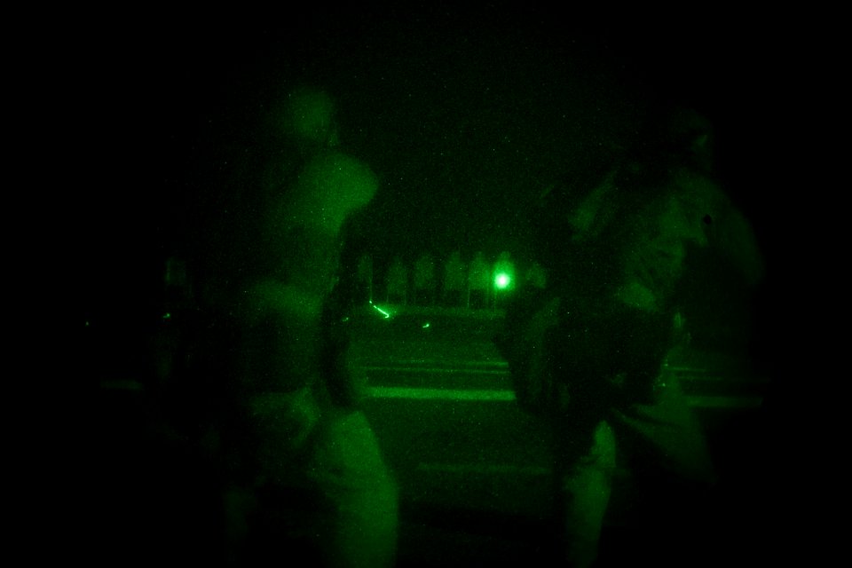USS Essex (LHD 2) 150714-M-SV584-049 (20142563081)