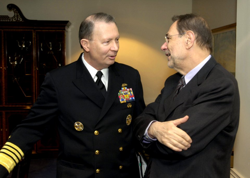 US Navy 070320-D-9880W-010 Vice Chairman of the Joint Chiefs of Staff, Adm. Edmund Giambastiani, left, talks with European Union Secretary General and High Representative Javier Solana in the Pentagon while awaiting the arrival