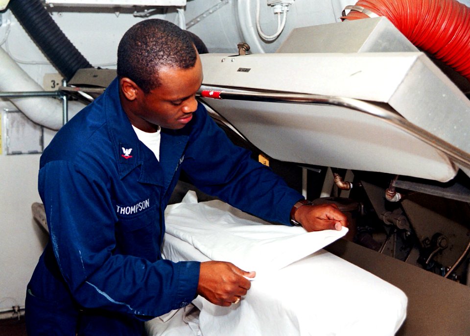 USS Enterprise (CVN-65), laundry