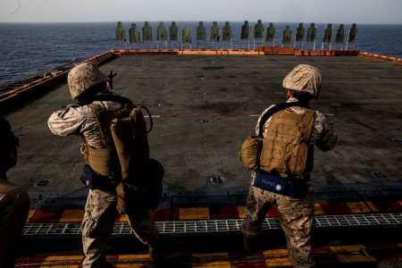 USS Essex (LHD 2) 150707-M-SV584-096 (20110973516)