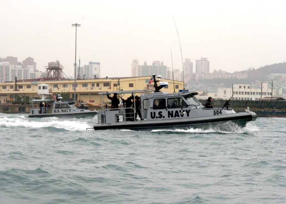 US Navy 070327-N-7027P-195 Units from Naval Coastal Warfare Squadron (NCWS) 33 conduct training operations in the port of Busan, during Exercise Reception, Staging, Onward movement, and Integration-Foal Eagle 2007 (RSO^I-FE 07)