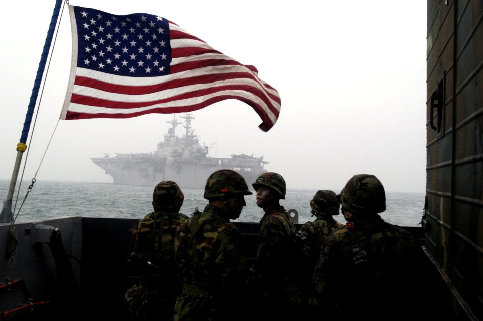 US Navy 070328-N-0807W-026 Landing Craft Utility (LCU) 1627 carries Republic of Korea and U.S. Marines to the well deck of amphibious assault ship USS Essex (LHD 2) through heavy seas during Exercise Foal Eagle 2007