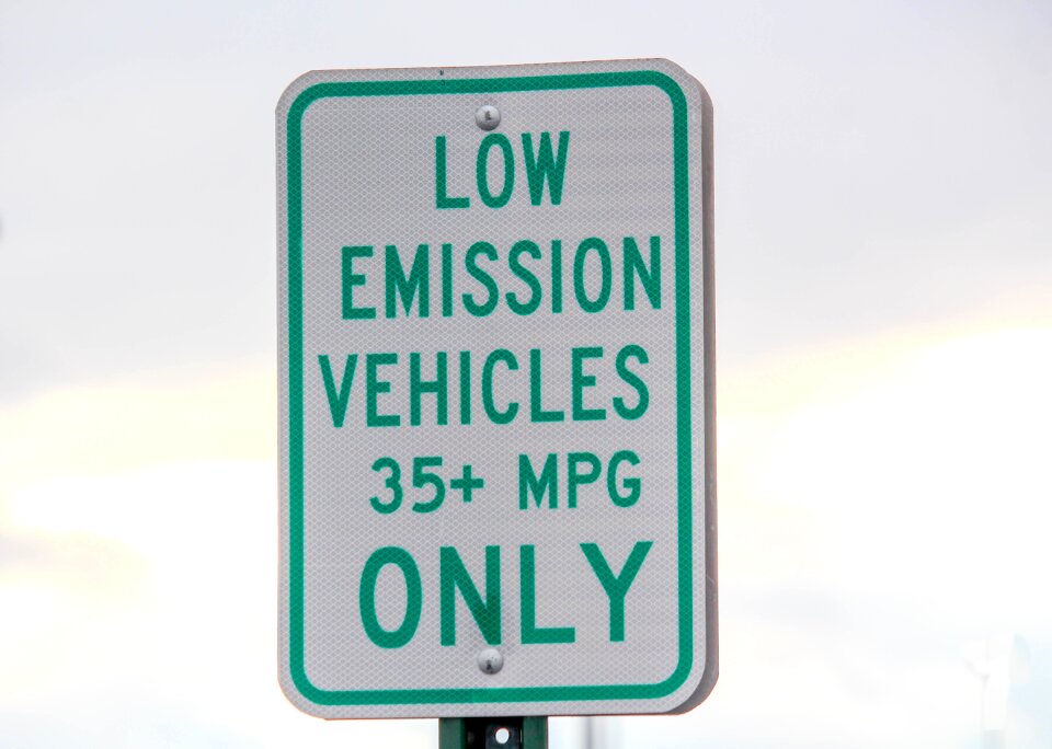 Business emission signalize