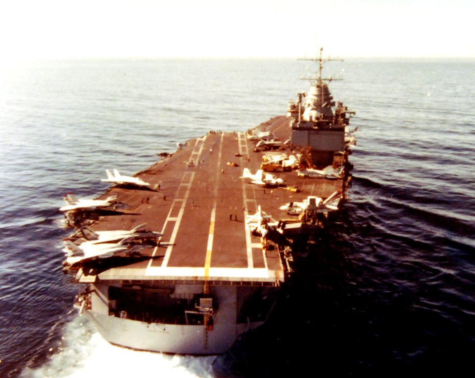 USS Enterprise (CVN-65) underway off Southern California (USA) on 11 December 1978 (428-GX-K-122195)
