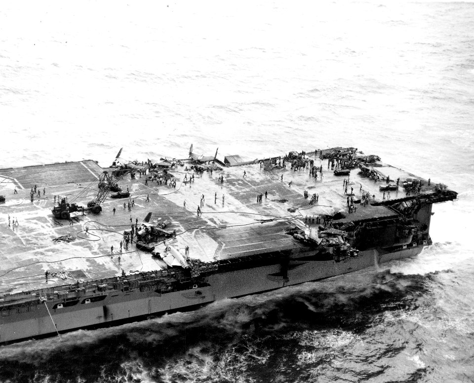 USS Enterprise (CVAN-65) 1969 fire flight deck port