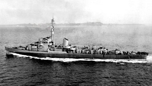 USS Eldridge (DE-173) underway at sea, circa in 1944
