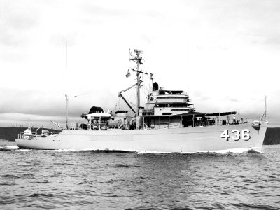 USS Energy (MSO-436) underrway in July 1954 photo