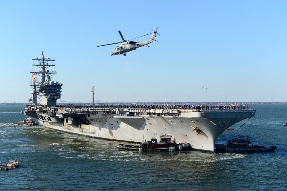 USS Dwight D. Eisenhower returns home. (8293467015)