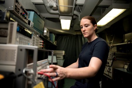 USS Dwight D. Eisenhower Deployment 160810-N-WC455-105