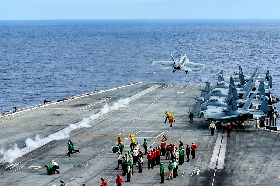 USS Dwight D. Eisenhower conducts flight operations. (21402911502)