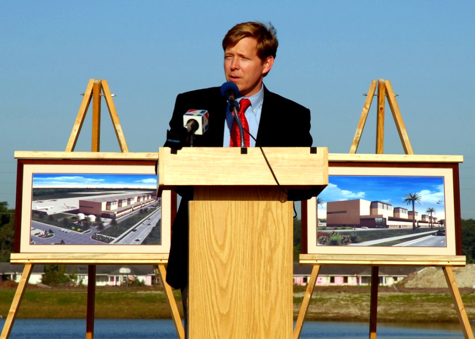 US Navy 070413-N-8102J-012 Jacksonville Mayor John Peyton addresses invited guest at the groundbreaking ceremony for the state-of-the art facility that will provide space for five P-3C Orion squadrons