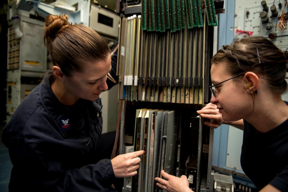 USS Dwight D. Eisenhower Deployment 160810-N-WC455-110