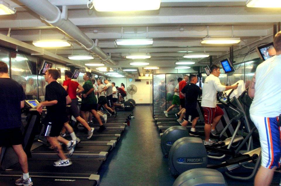 US Navy 070422-N-4420S-166 Sailors participate in the La Jolla Half Marathon sponsored by Morale, Welfare and Recreation (MWR) aboard nuclear-powered aircraft carrier USS Nimitz (CVN 68)