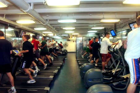 US Navy 070422-N-4420S-166 Sailors participate in the La Jolla Half Marathon sponsored by Morale, Welfare and Recreation (MWR) aboard nuclear-powered aircraft carrier USS Nimitz (CVN 68)