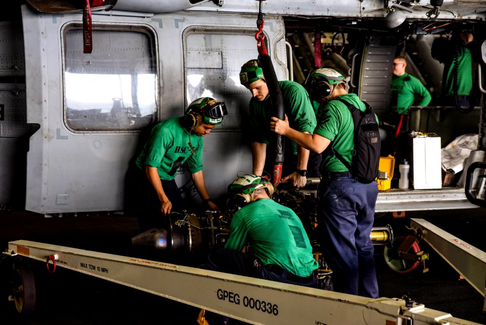 USS Dwight D. Eisenhower (CVN 69) Deployment 161029-N-IE397-049