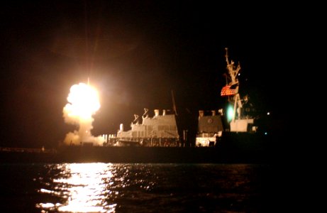 USS Donald Cook (DDG-75) Tomahawk launch