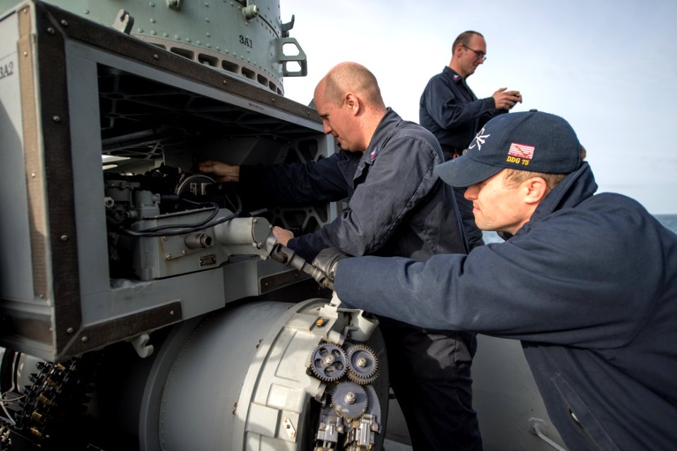 USS Donald Cook flag officer sea training 150401-N-JN664-045
