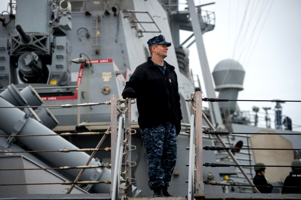 USS Donald Cook departs Constanta, Romania 150103-N-JN664-024