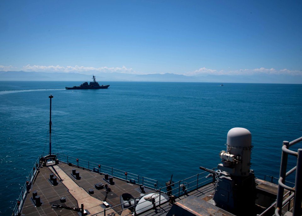 USS Donald Cook (DDG 75) and Georgian Coast Guard vessel GCG Ochamchire (P-23) in Batumi in 2021