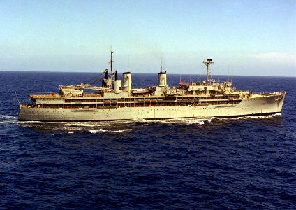 USS Dixie (AD-14) underway off the coast of southern California on 1 April 1976 (6392044)