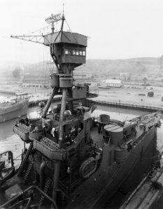 USS Detroit (CL-8) - 19-N-28442
