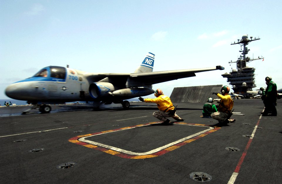 US Navy 070521-N-3729H-137 Aircraft launching officers from air department give the signal to launch an S-3B Viking